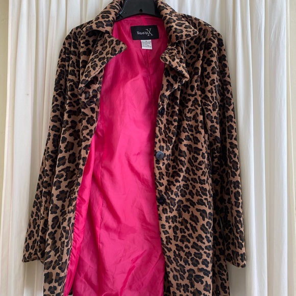 CHEETAH COAT - WORN ONCE SZ either fit S or M - Picture 2 of 3